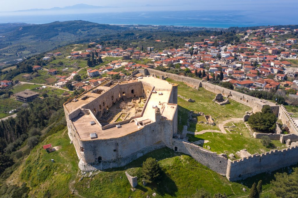 Village,Kastro,,Medieval,Chlemoutsi,(“clermont”),Castle,In,Greec